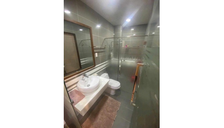 cho thuê nhà khu dân cư Đại Phúc. Giá 18tr/tháng. Liên hệ 0903311719